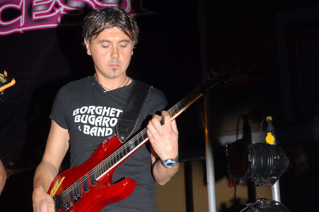 CHITARRE – Daniele “Lele Overdrive” Serafini